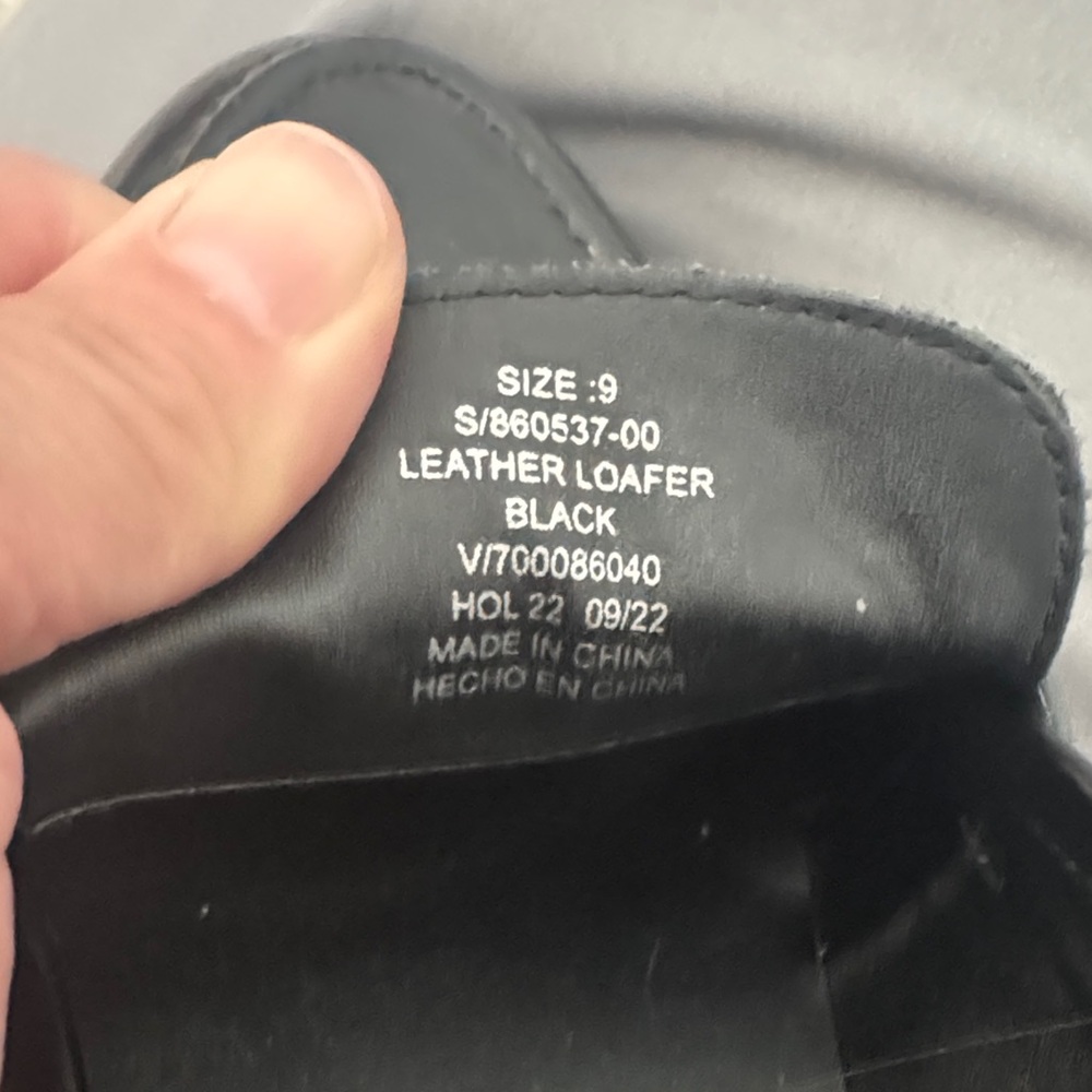 Banana Republic Black Leather Loafers - Picture 5 of 5